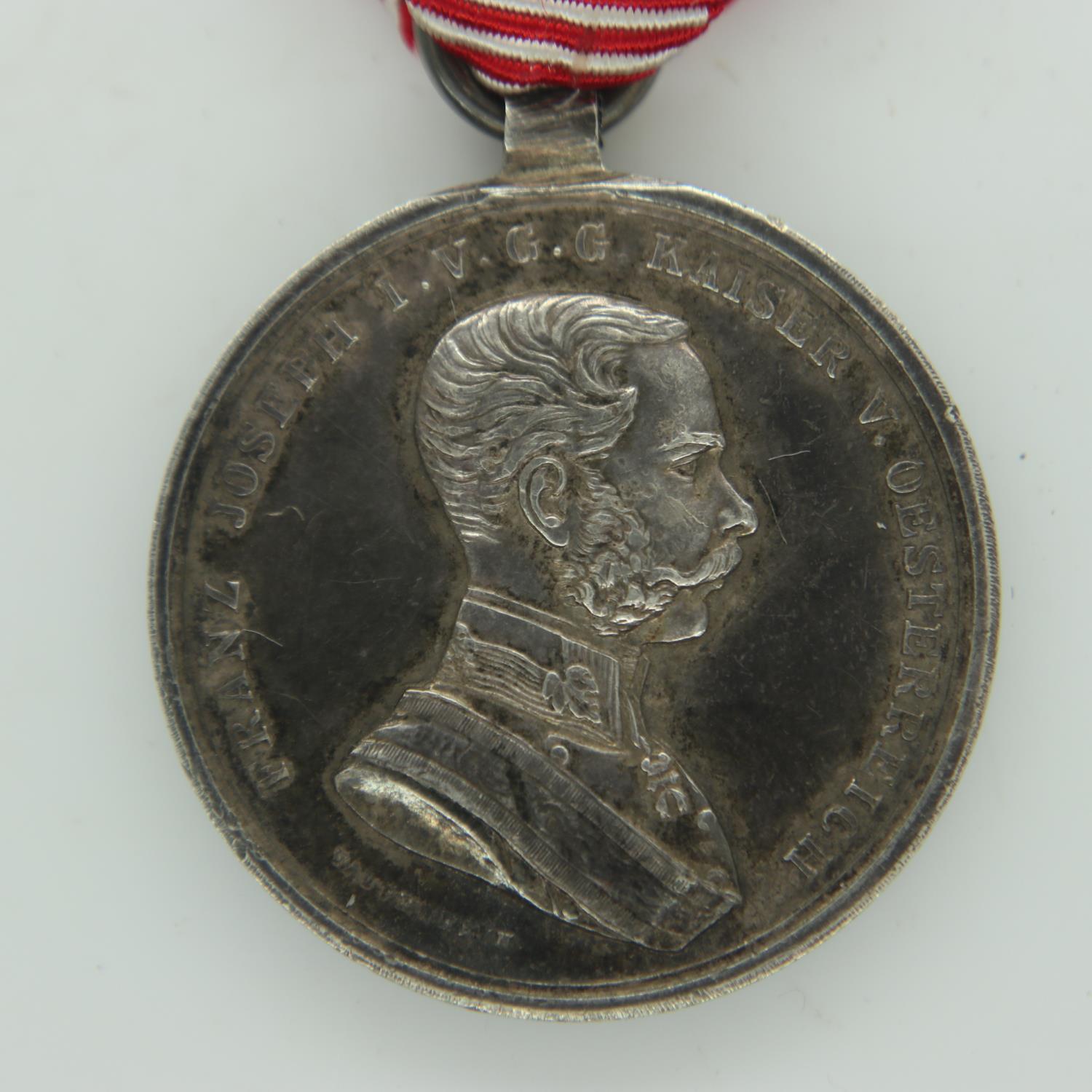 WWI Austrian Imperial Franz Joseph medal. UK P&P Group 0 (£6+VAT for the first lot and £1+VAT for