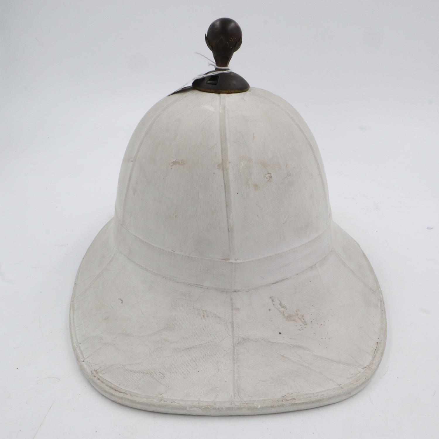 1960 dated Royal Marines Band pith helmet. with liner, badge, chin strap and top pommel. UK P&P - Image 4 of 6