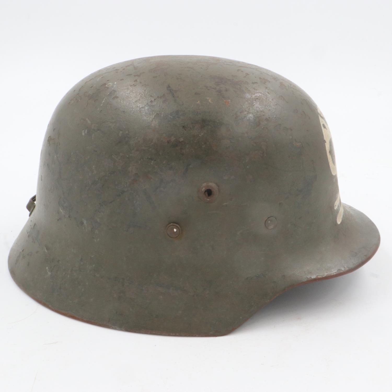 WWII Finnish Kev Os 4 “The White Death” helmet and liner with printed information. UK P&P Group - Image 4 of 5