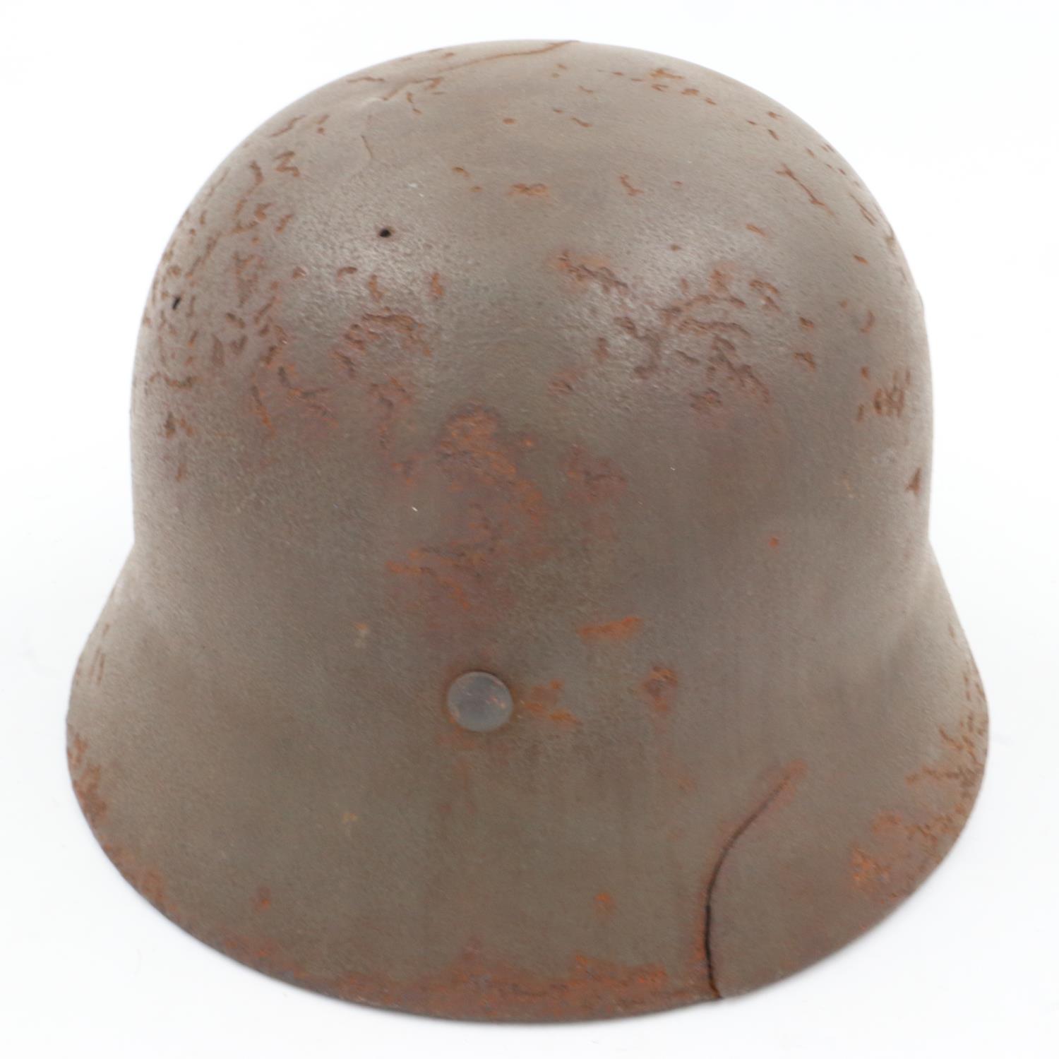 WWII German M35 single decal Luftwaffe Helmet. Found in a French Brocant. UK P&P Group 2 (£20+VAT - Image 3 of 5