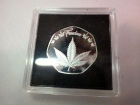 Weed is the question, 50p commemorative coin in case/ UK P&P Group 0 (£6+VAT for the first lot