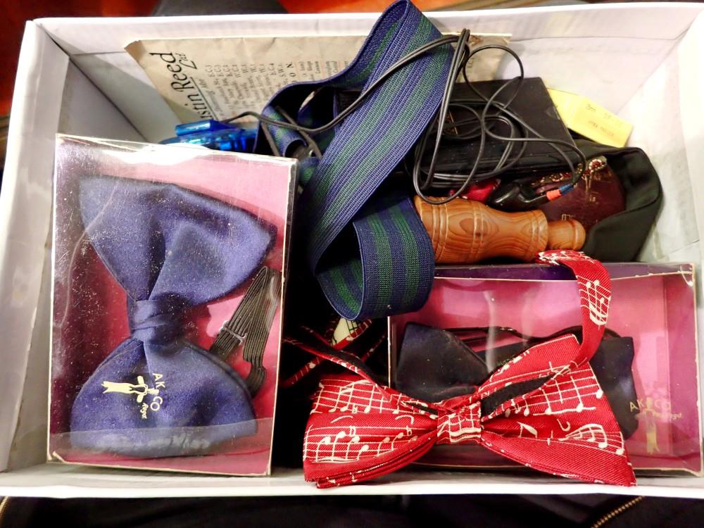 Mixed items including bow-ties, studs, and a whistle. UK P&P Group 2 (£20+VAT for the first lot