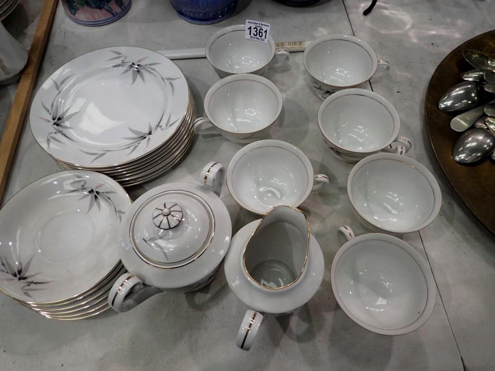 J. L Robinson & Co tea and dinner ware. Not available for in-house P&P