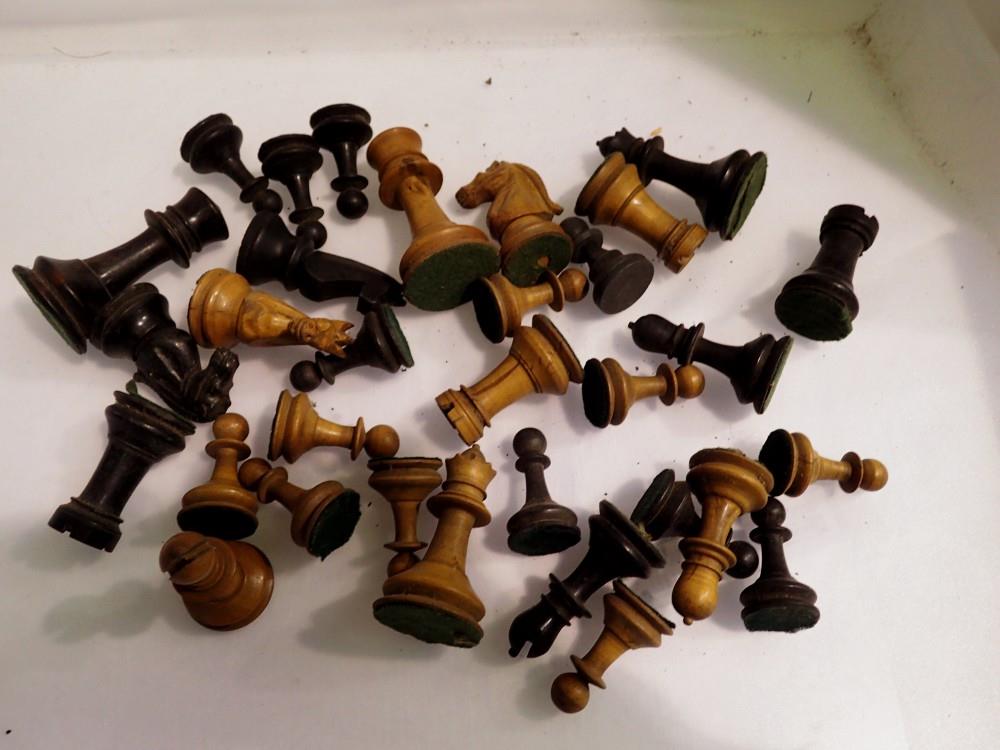 Vintage Staunton full chess set, with one replacement knight. King H: is approximately 60 mm, no