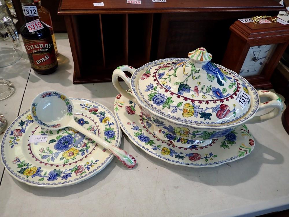 Large Masons soup tureen and three plates. Not available for in-house P&P