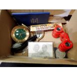 Mixed collectables including binoculars. UK P&P Group 1 (£16+VAT for the first lot and £2+VAT for