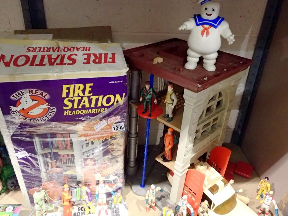 Real Ghostbusters, Hasbro firestation with box, Ecto 1 and 19 figures from waves 1, 2 and 3. Not
