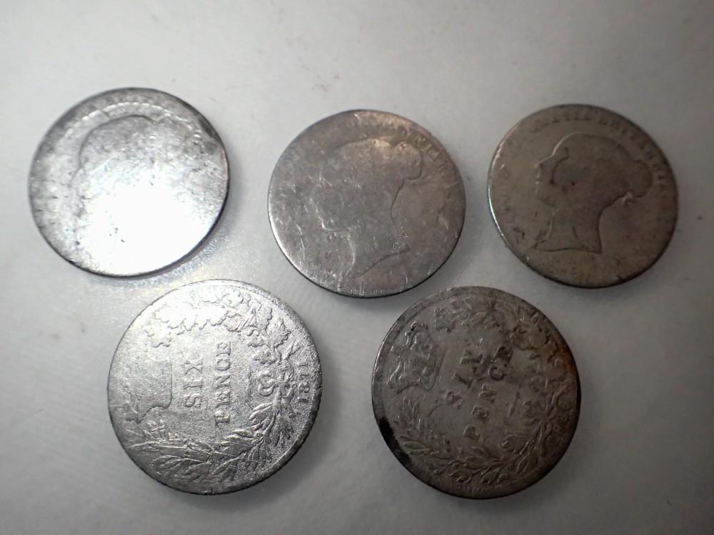 Silver Victorian bun head sixpences (5). UK P&P Group 0 (£6+VAT for the first lot and £1+VAT for