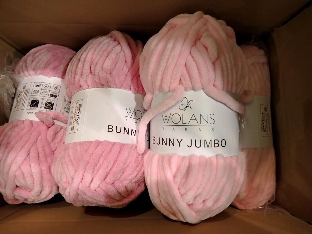 Ten balls of Rowland Bunny Jumbo super soft polyester wool in pink, 200g, 80 meters. Not available