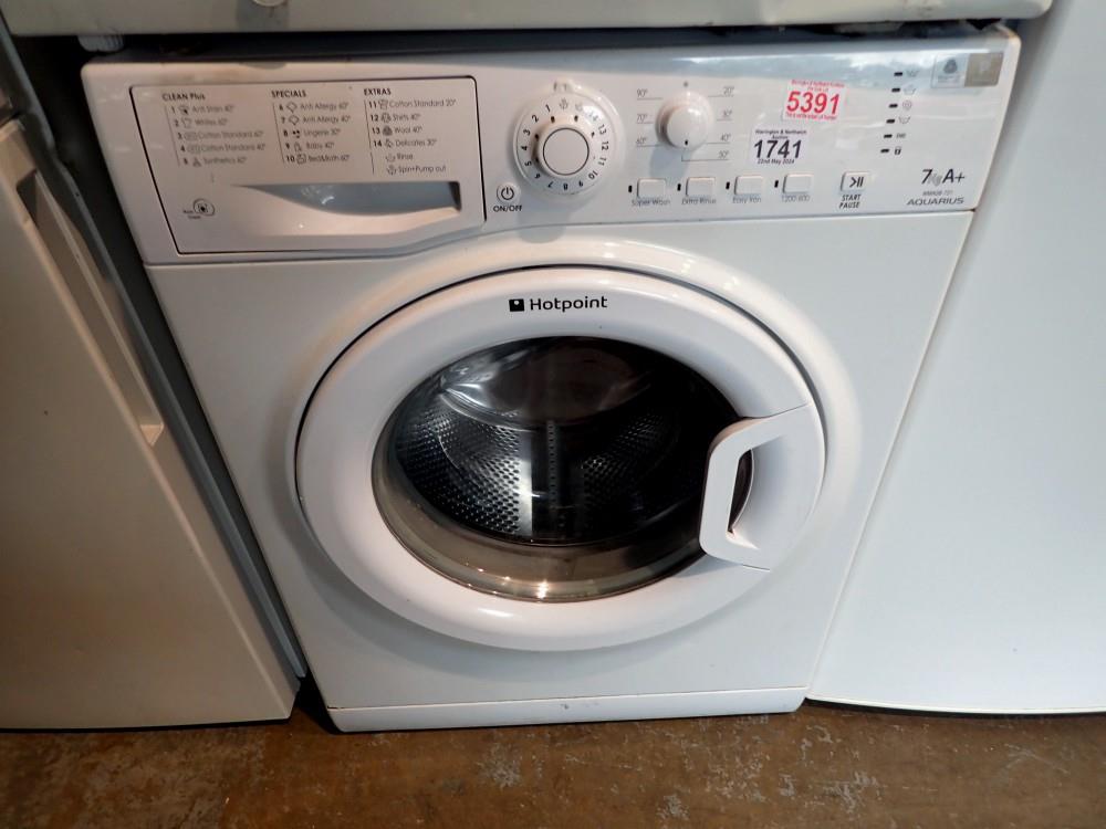 Hotpoint WMAQB721 Aquarius washing machine. All electrical items in this lot have been PAT tested