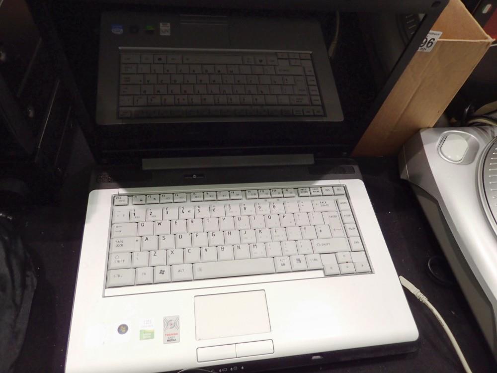 Toshiba laptop Windows Vista Equm A200. Not available for in-house P&P