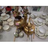 Collection of mixed brass. Not available for in-house P&P