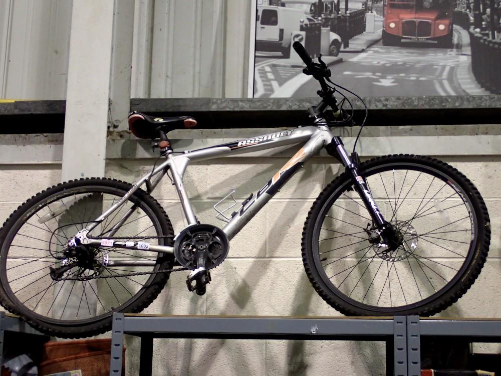 CBR mountain bike with front suspension, 22inch wheels. Not available for in-house P&P