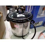 Morphy Richards slow cooker. All electrical items in this lot have been PAT tested for safety and