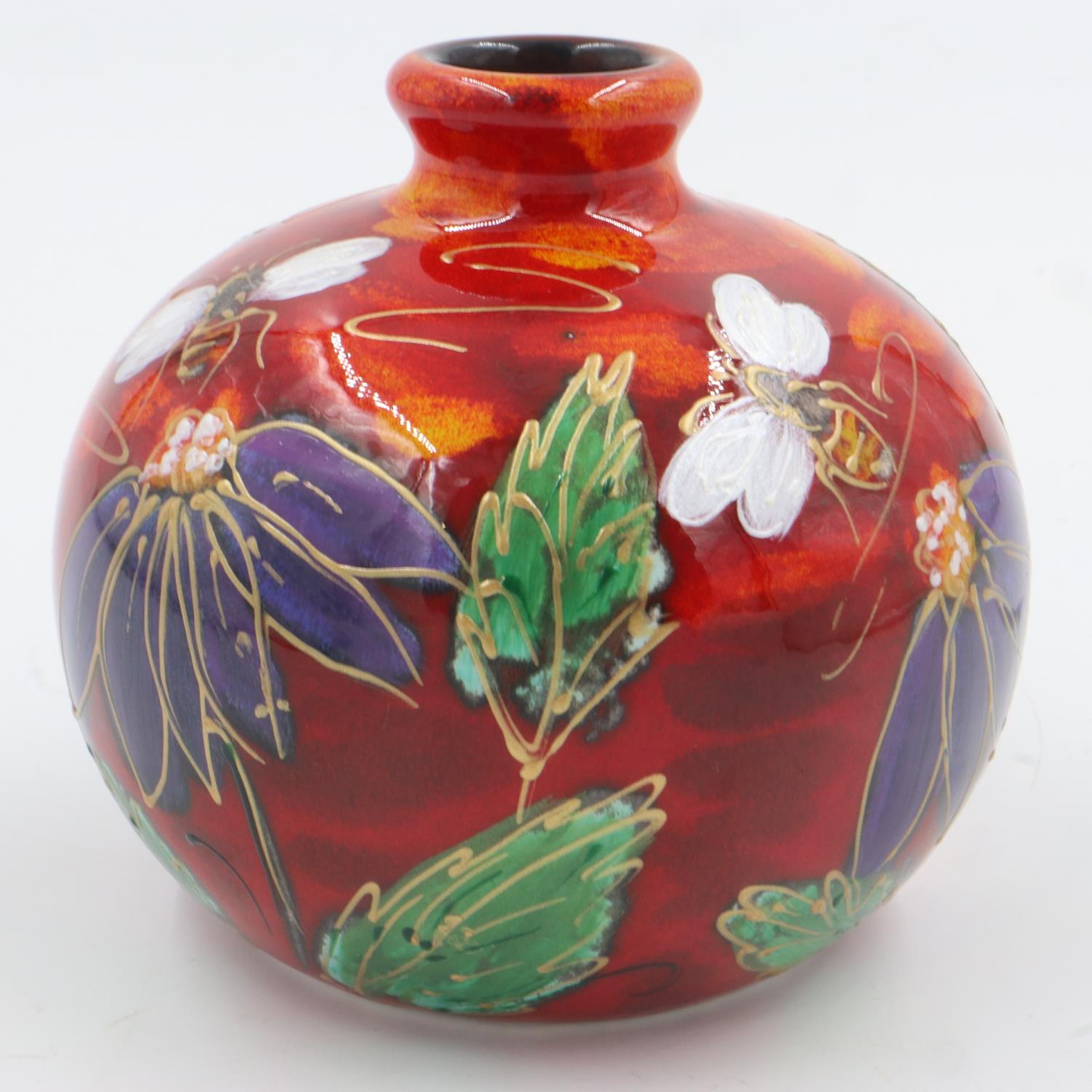 Anita Harris vase in the Bees pattern, signed in gold, H: 10 cm. UK P&P Group 1 (£16+VAT for the