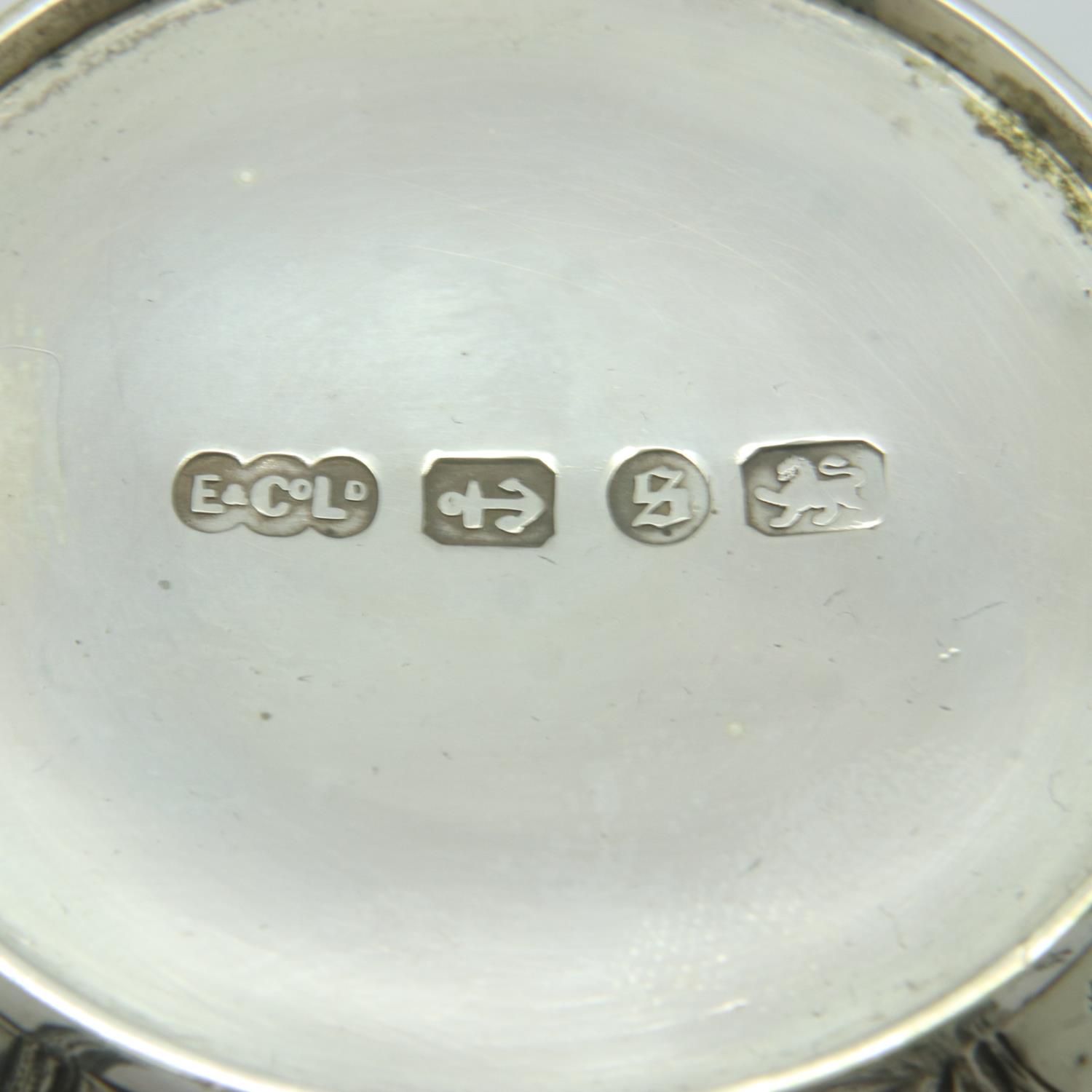 Hallmarked silver boxed bowl in the Canton style, relief decorated with gilt washed interior and a - Image 3 of 3