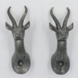 A pair of stag wall hooks, H: 12 cm. UK P&P Group 1 (£16+VAT for the first lot and £2+VAT for