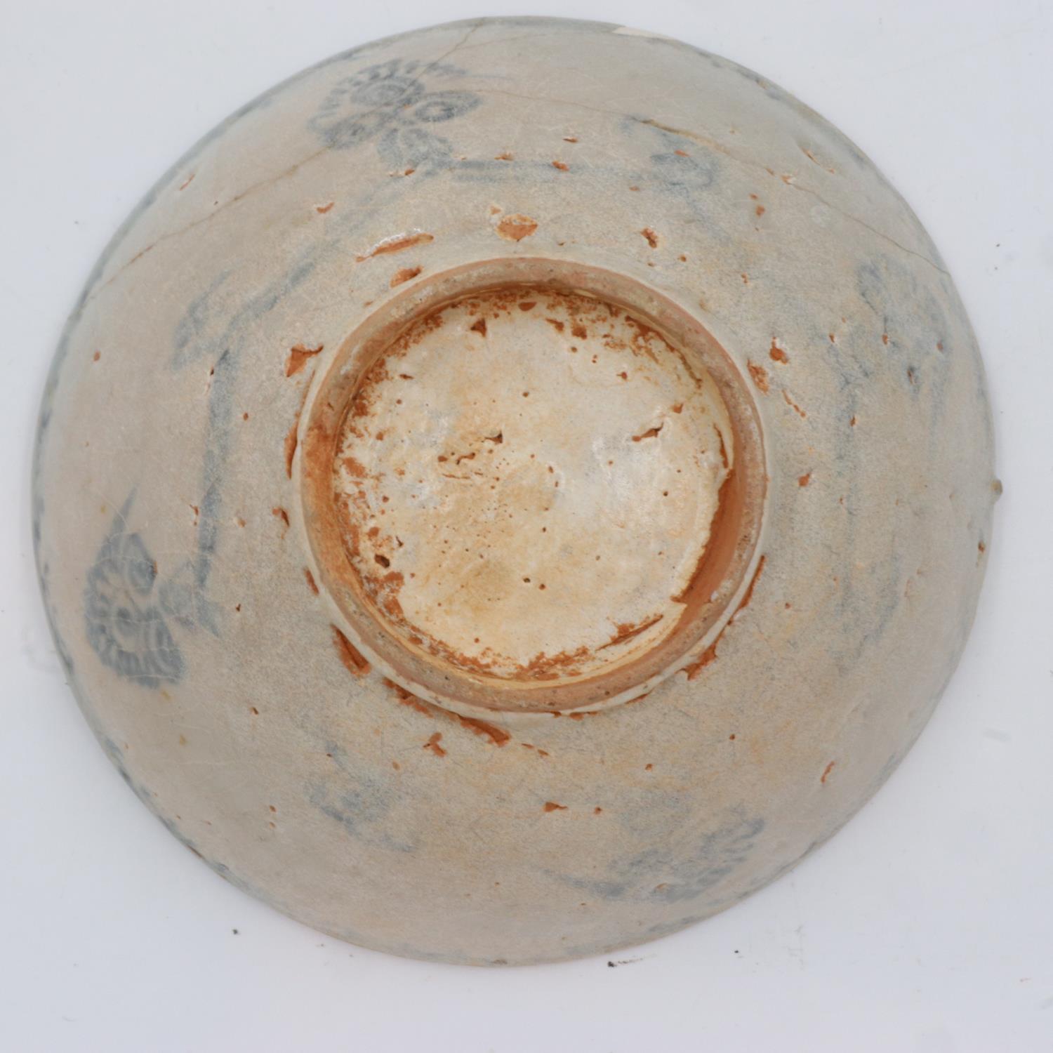 Early Ming dynasty glazed blue and white footed bowl, some cracks and repairs, D: 14 cm. UK P&P - Image 3 of 3