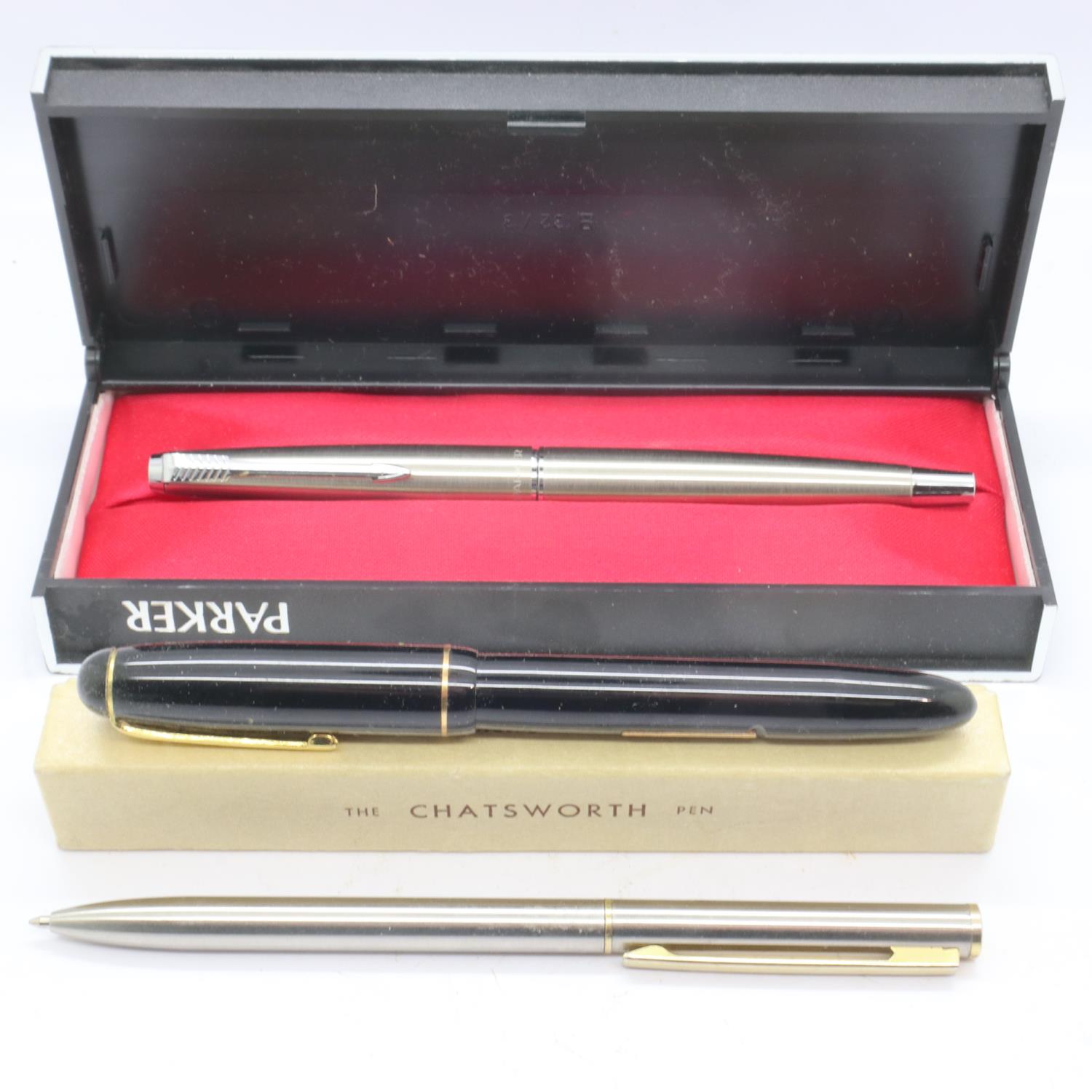 Boxed Parker fountain pen and a boxed Chatsworth gold nibbed pen. UK P&P Group 1 (£16+VAT for the