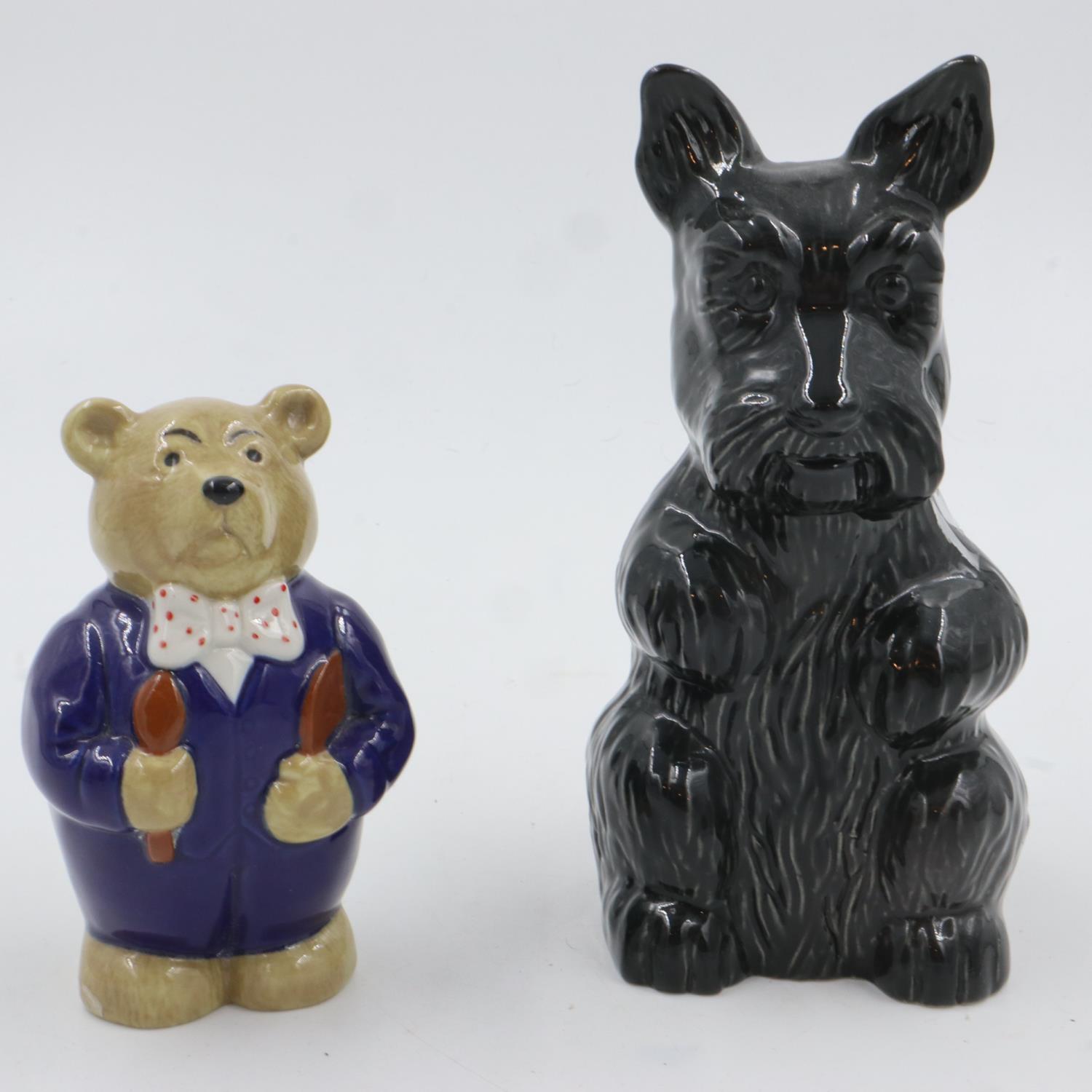 Wade dog and Wade bear, largest H: 15 cm, no chips or cracks. UK P&P Group 1 (£16+VAT for the