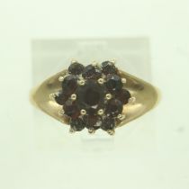 9ct gold cluster ring set with garnets, size N, 3.0g. UK P&P Group 0 (£6+VAT for the first lot