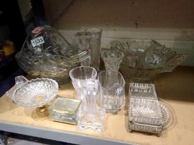 Collection of mixed glassware. Not available for in-house P&P