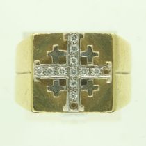 OLIVA: an 18ct gold signet ring, displaying the heraldic cross of Jerusalem, diamond-set, size R/