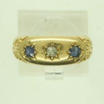 Victorian Chester hallmarked 18ct gold trilogy ring set with diamond and sapphires, size J/K, 3.