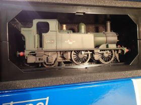 Dapol O gauge class 14XX, green, 1426, late crest, weathered, near mint, storage wear to box. UK P&P