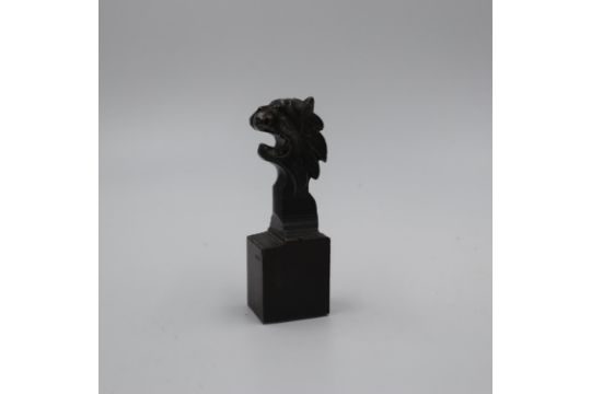 Bronze lions head paperweight, H: 10 cm. UK P&P Group 1 (£16+VAT for the first lot and £2+VAT for - Image 2 of 2