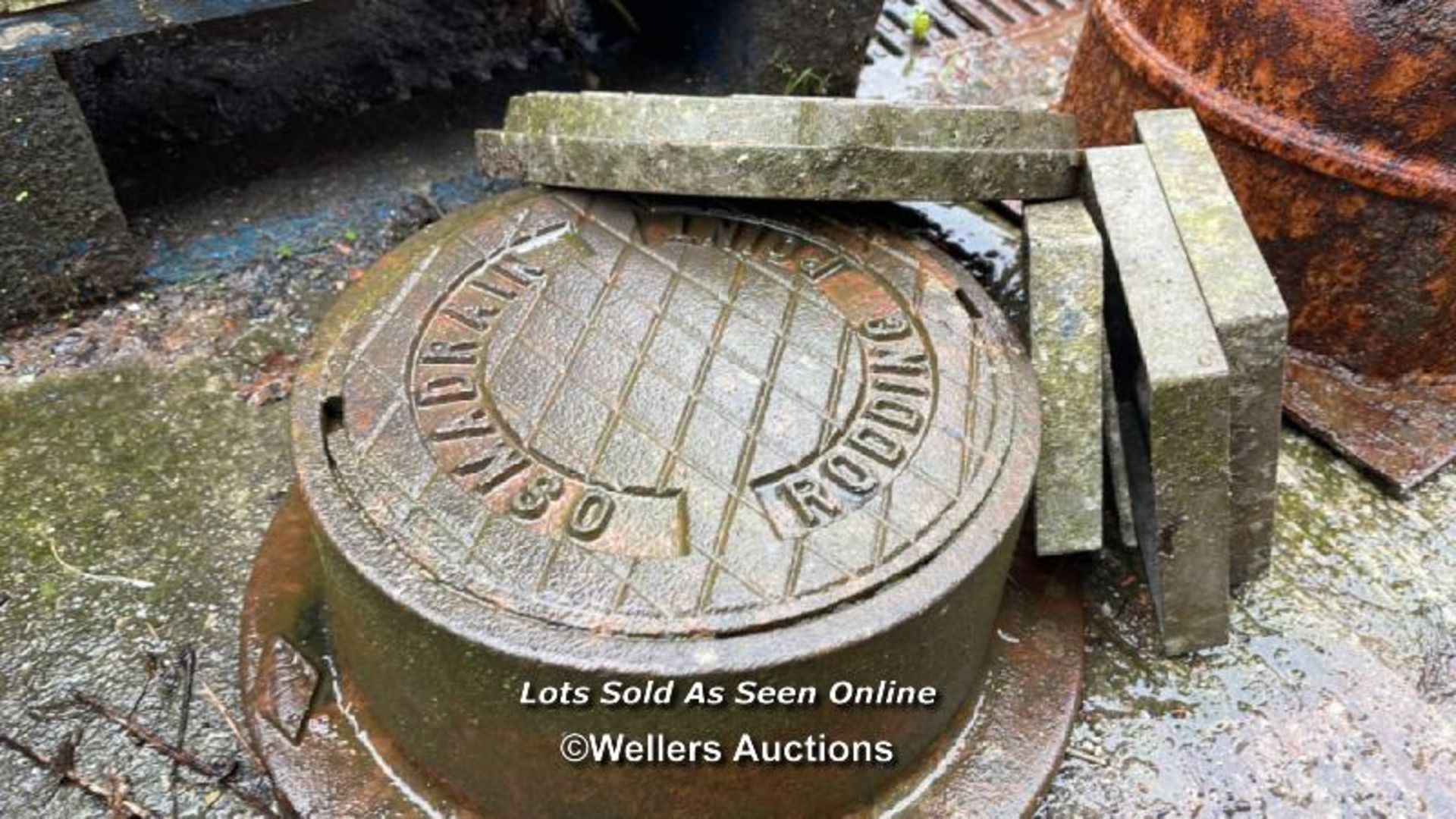 ASSORTED DRAIN COVERS - Image 2 of 3