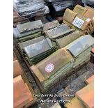 PALLET OF APPROX. 35X MIXED BLUE RIDGE TILES, MOSTLY 13.5", 110 ANGLE