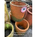 A SET OF THREE TERRACOTTA CHIMNEY POTS, 30CM (H)