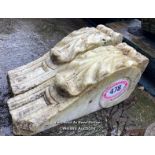 A PAIR OF WHITE MARBLE CORBELS, 44CM (H) X 14CM (W) X 22CM (D)