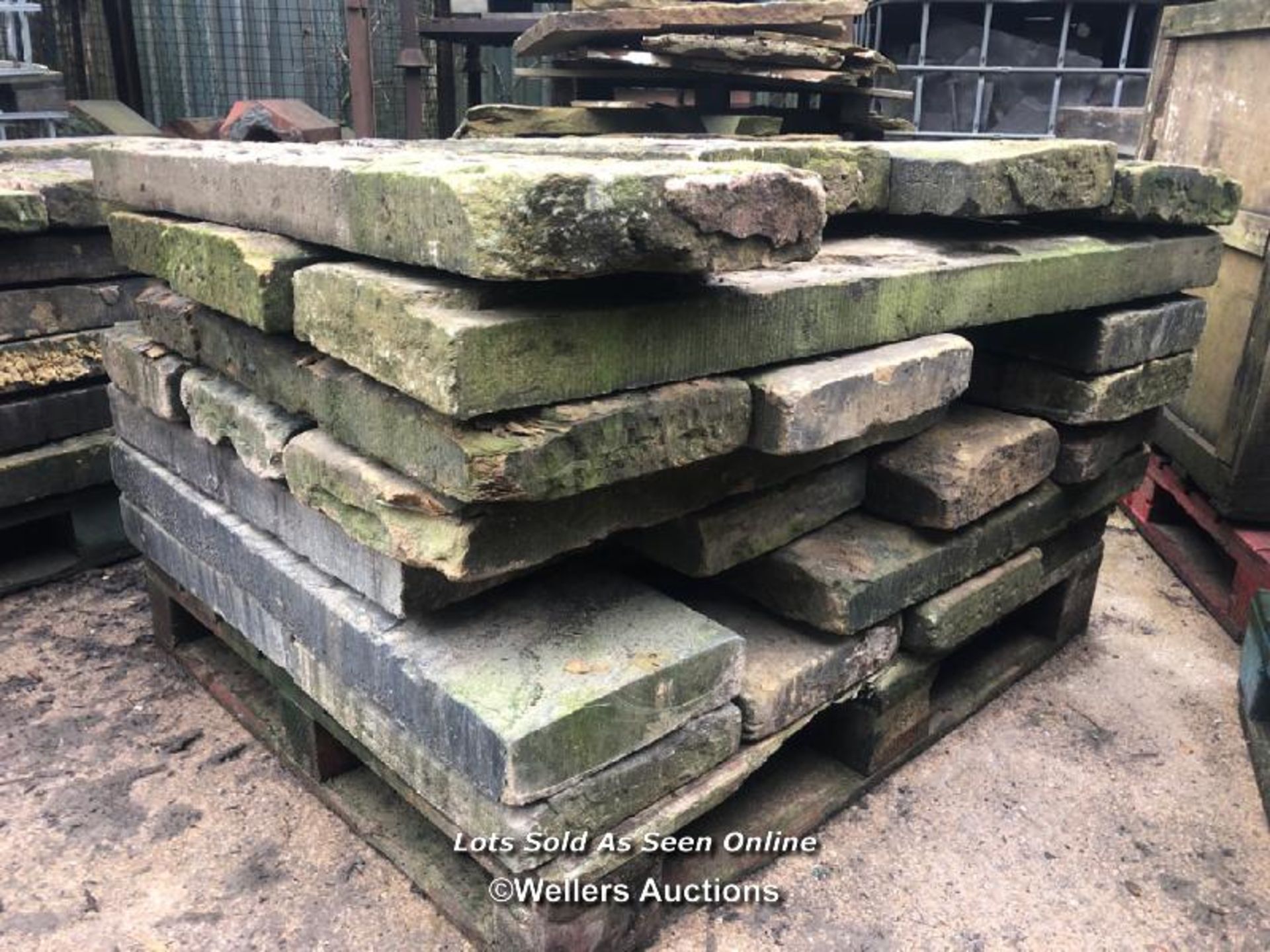PALLET OF APPROX. 25X PIECES OF STONE COPING, LARGEST 113CM (L) X 30CM (W) X 8CM (D) - Image 2 of 3