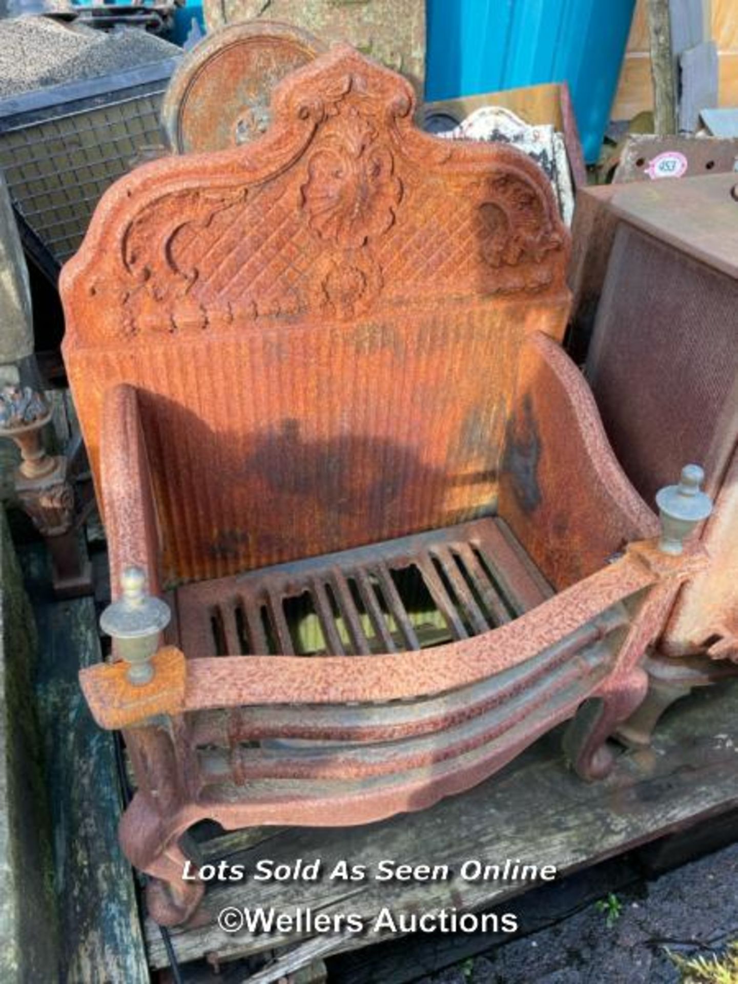 ONE CAST IRON STOVE AND TWO FIREPLACES - Image 3 of 4