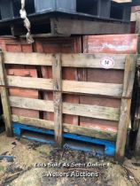 CRATE OF APPROX. 130X REDLAND STONEWOLD ROOF TILES, 43CM (L) X 38CM (W) X 3CM (D)