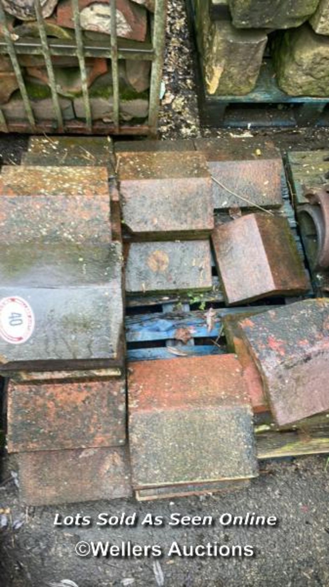 MIXED PALLET OF APPROX. 25X MOSTLY 12" ASSORTED COPING - Bild 3 aus 5