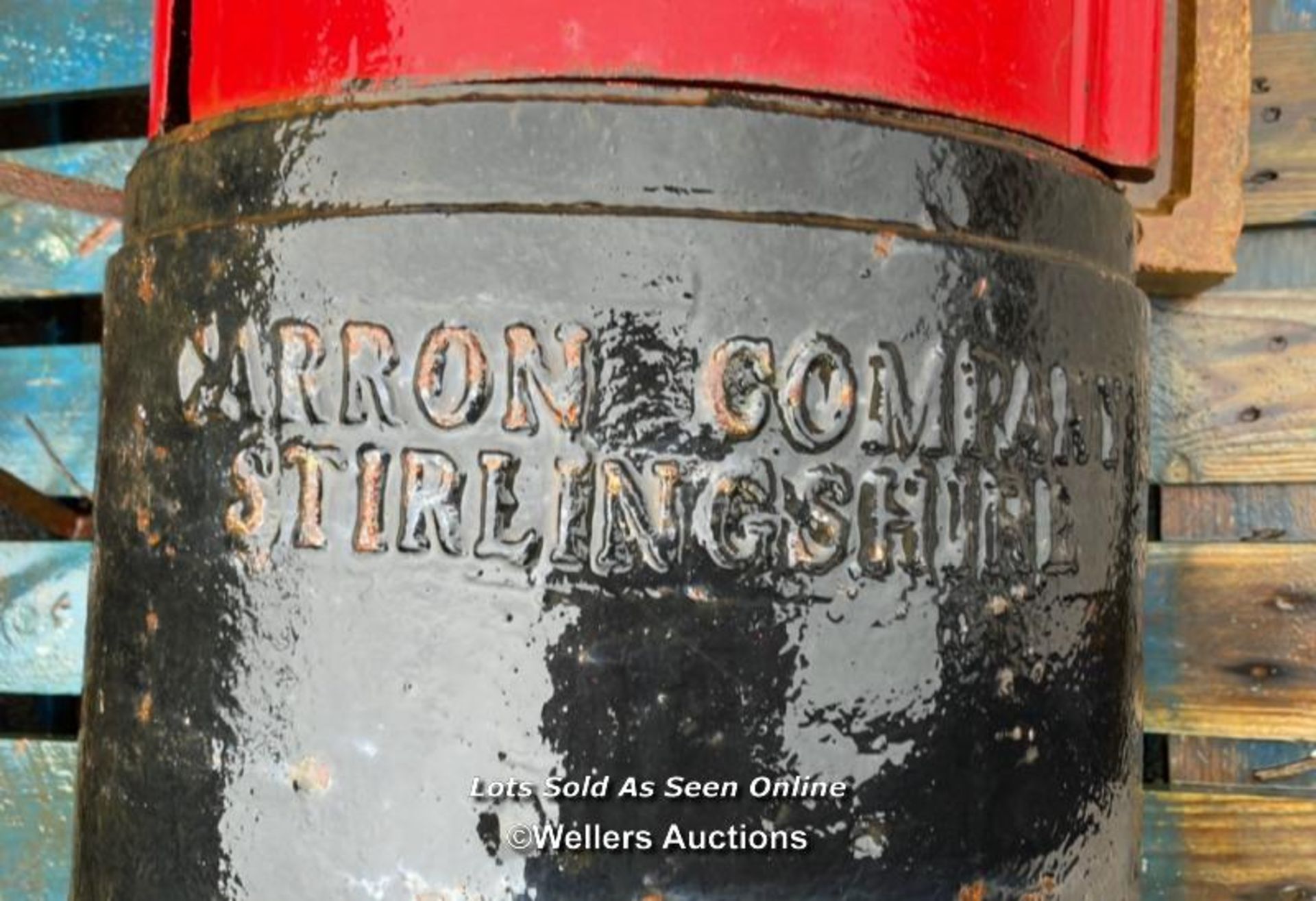 AN ORIGINAL KING GEORGE THE 5TH ROYAL MAIL PILLAR POST BOX, PRODUCED BY THE CARRON COMPANY IN - Image 10 of 10