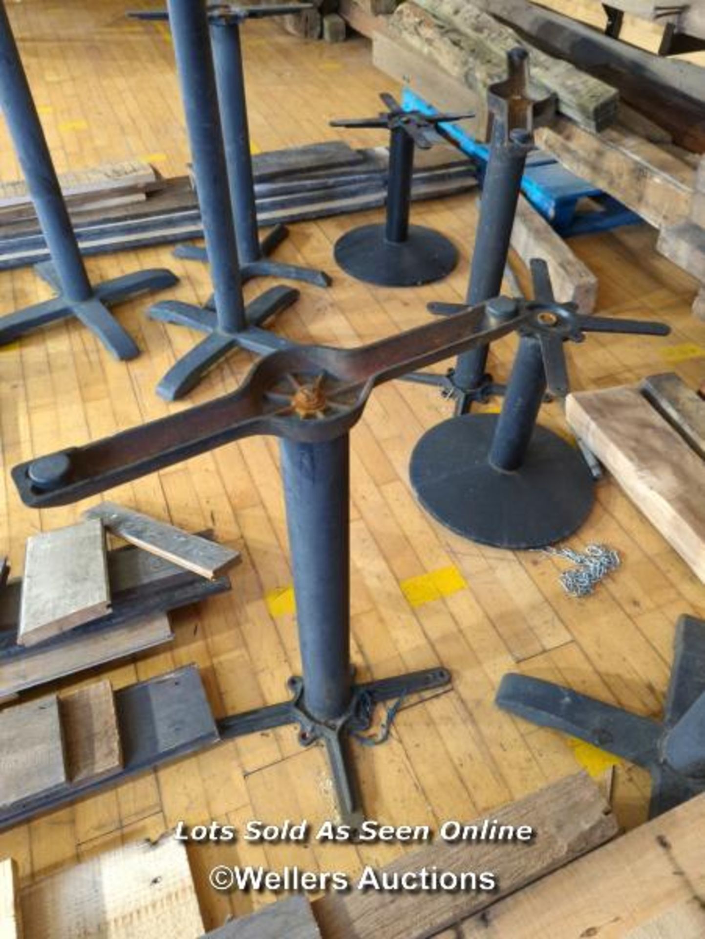 EIGHT ASSORTED PUB TABLE BASES - Image 3 of 5