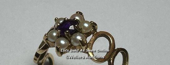 Amethyst and split pearl cluster ring in 9ct hallmarked gold, with pierced shoulder decoration. Ring
