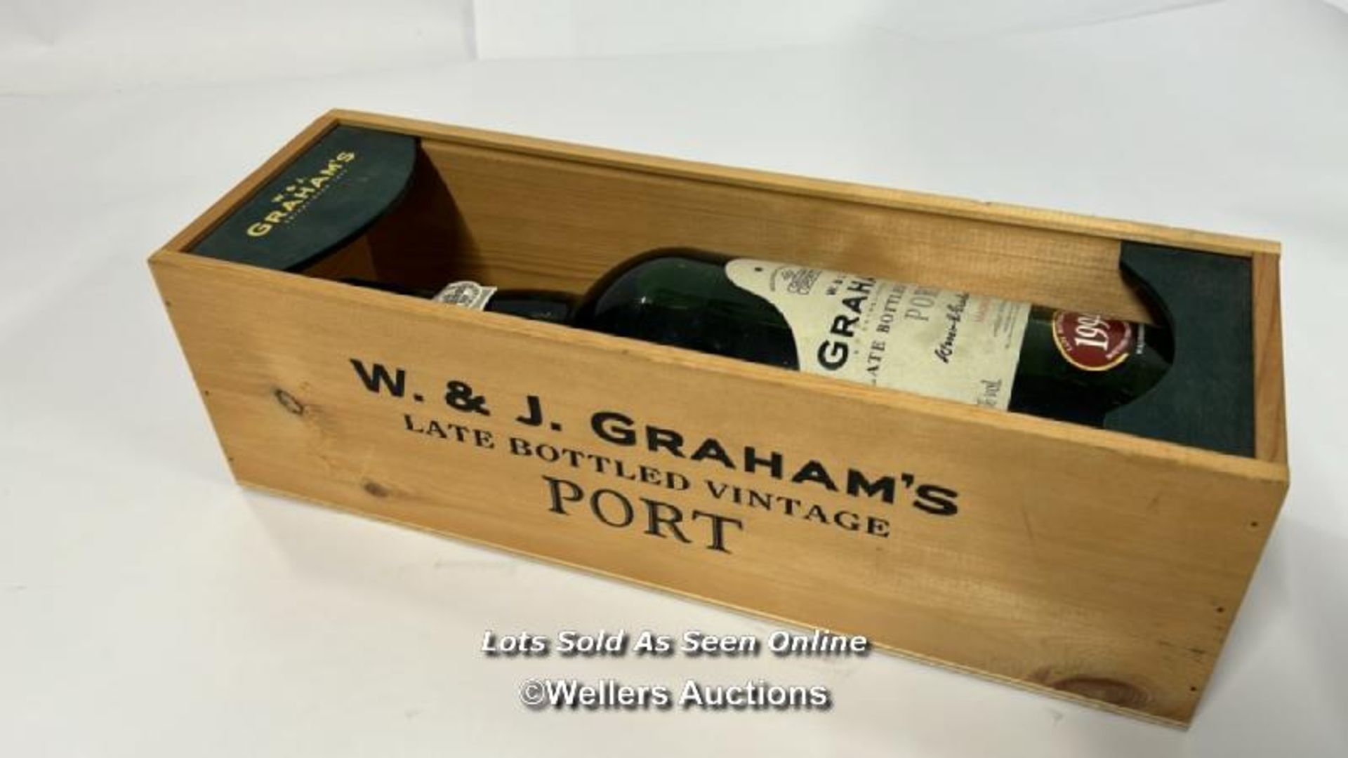 Boxed magnum (150cl) of 1994 Grahams Port, 20% Vol, unopened / AN15 - Image 4 of 4