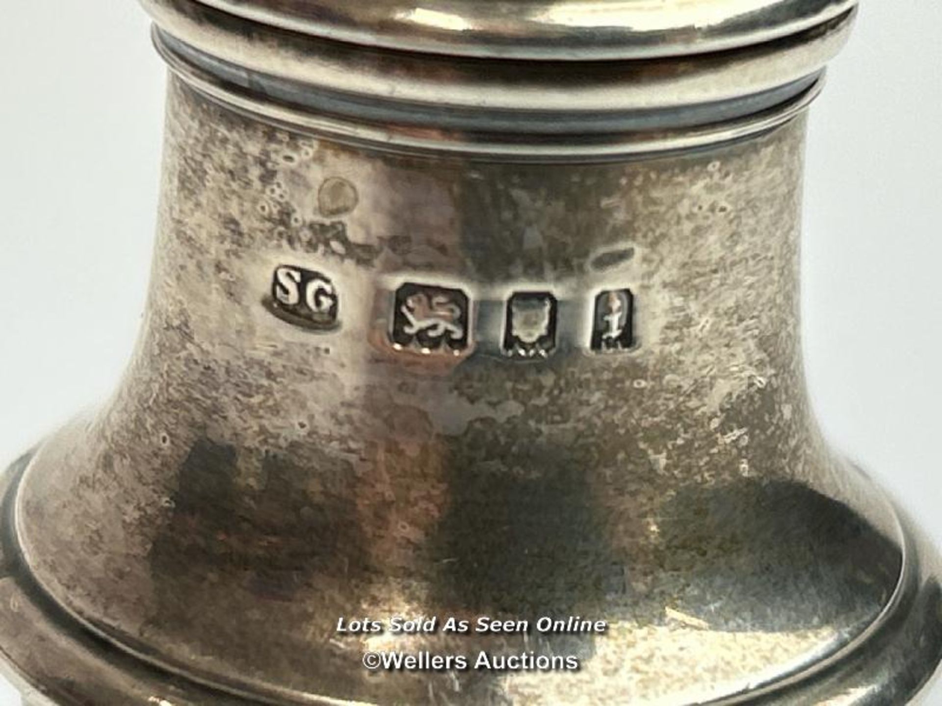 Antique sterling silver pepper pot, 9cm high, 50g / SF - Bild 4 aus 4