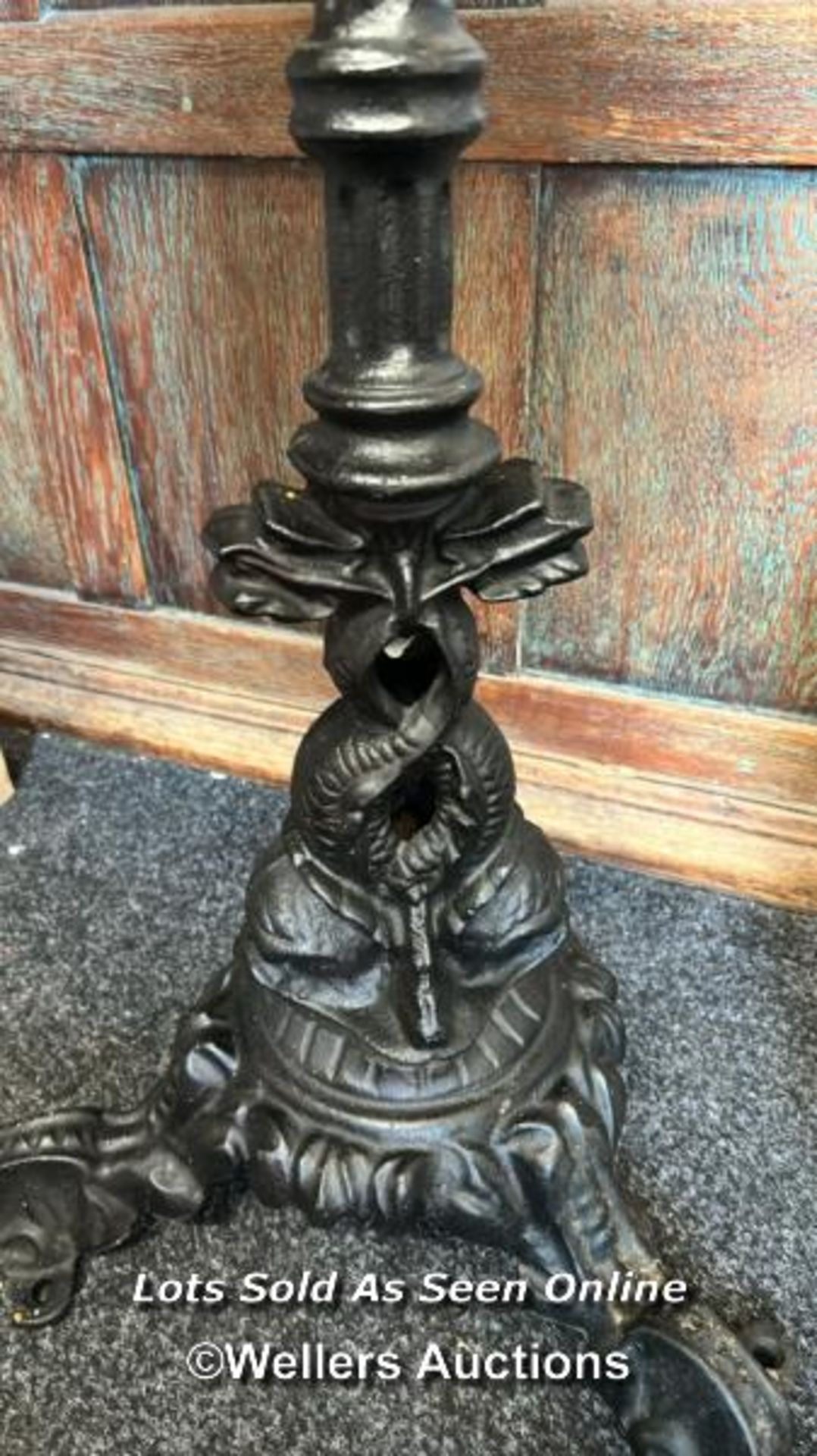 Decorative cast iron garden stand, 86.5cm high - Image 2 of 4