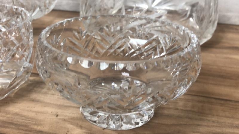 Selection of six cut glass fruit bowls, largest 10" diameter / AN22 - Bild 4 aus 7