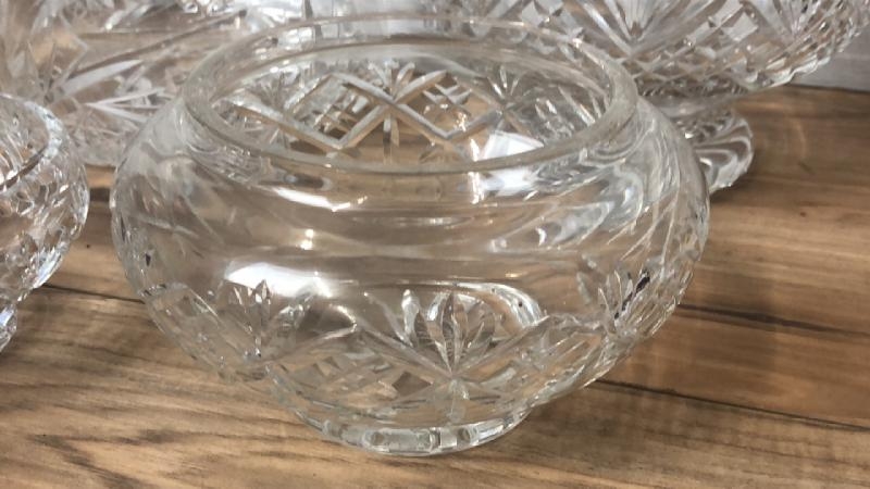 Selection of six cut glass fruit bowls, largest 10" diameter / AN22 - Bild 2 aus 7
