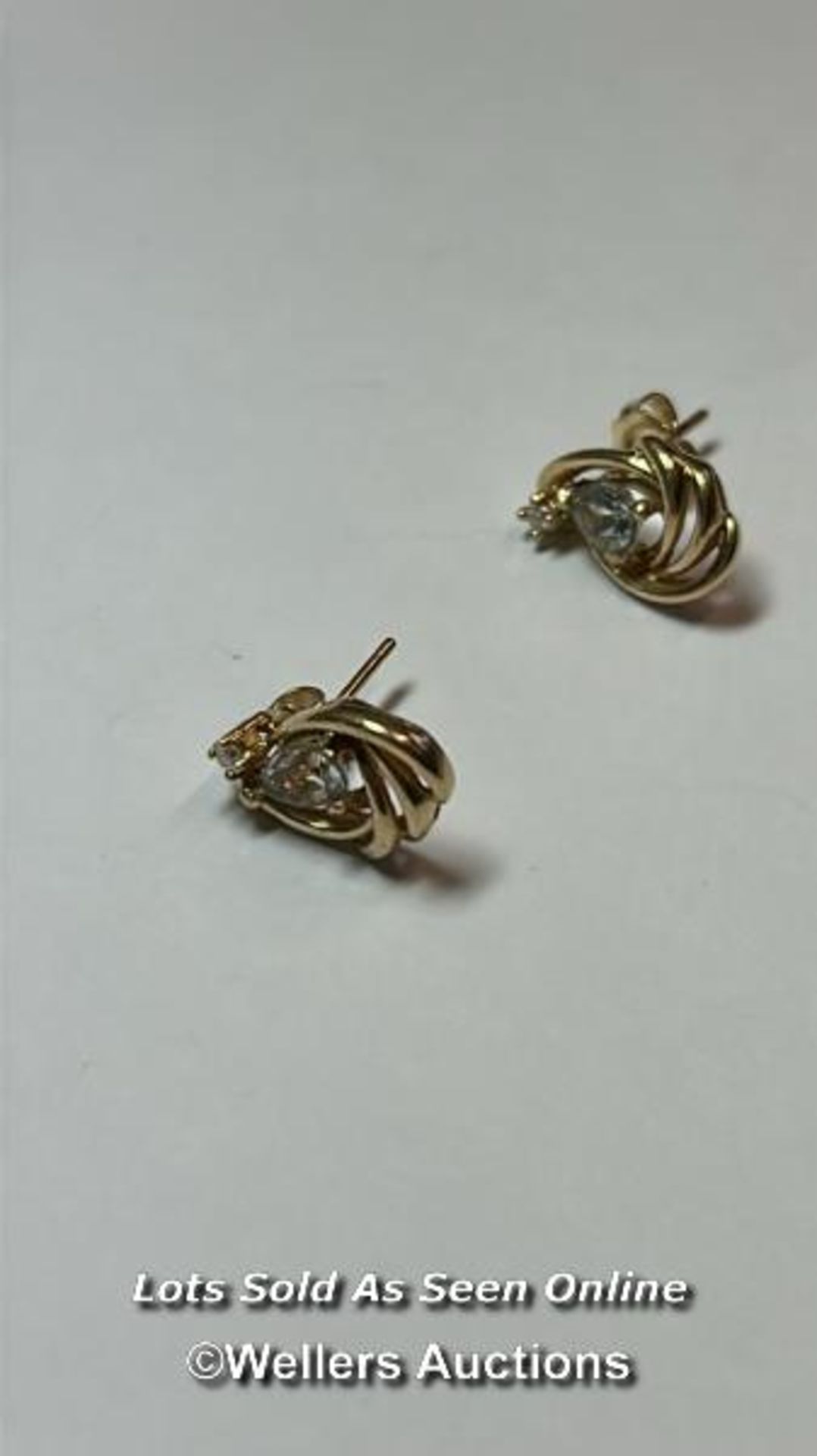 14ct gold and diamonf aquamarine coloured gemstone earings, weight 3.25g / SF - Image 5 of 5