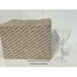 Six lead crystal wine glasses, boxed / AN17