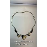 Double sided mother of pearl and black onyx necklace in silver coloured metal / SF