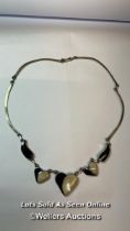 Double sided mother of pearl and black onyx necklace in silver coloured metal / SF